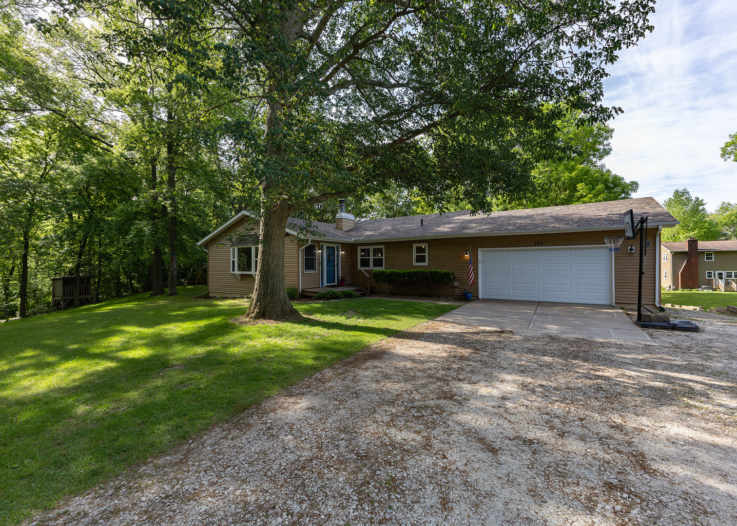 101 N Park Avenue Property Photo 1