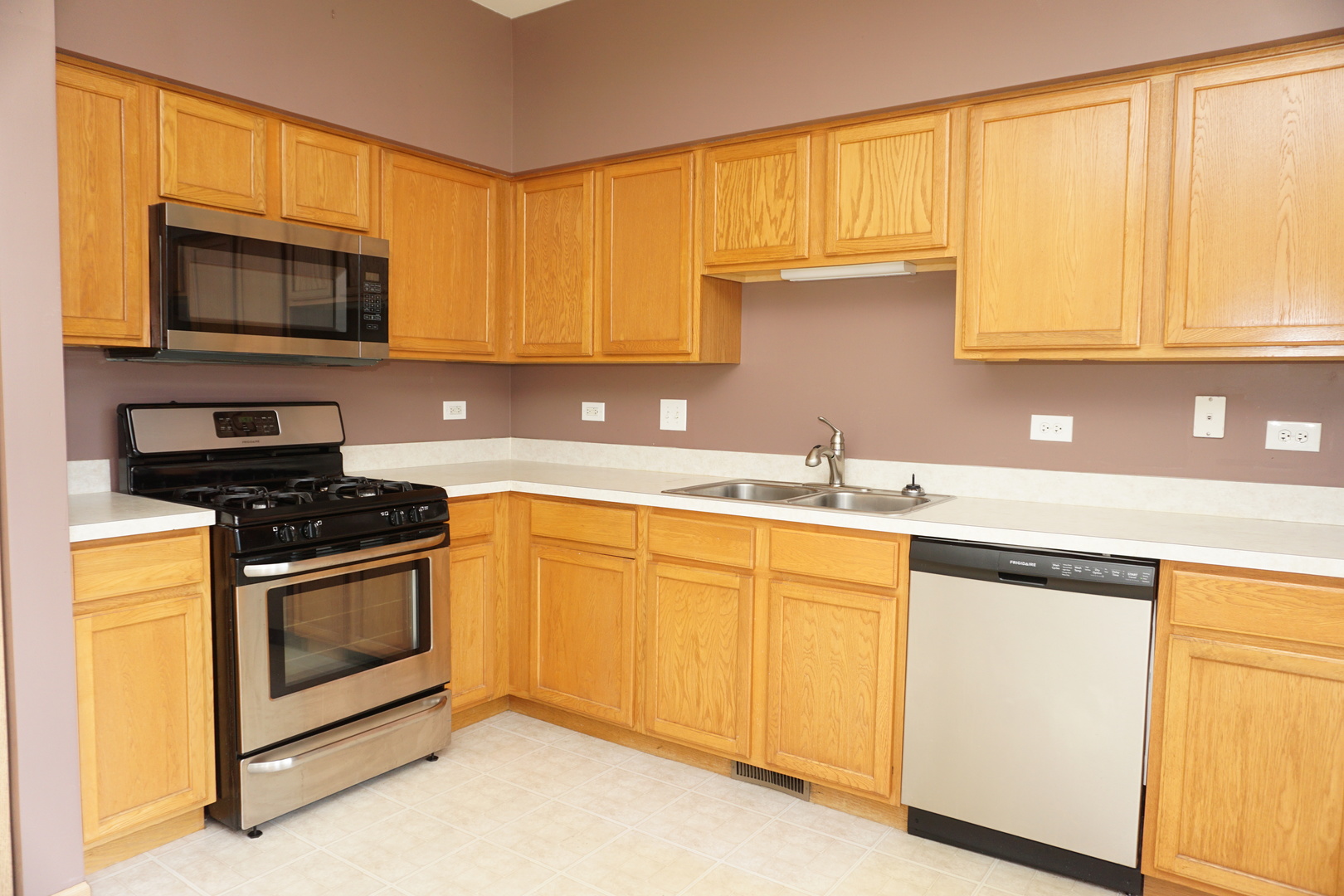407 Waubonsee Drive Property Photo 12