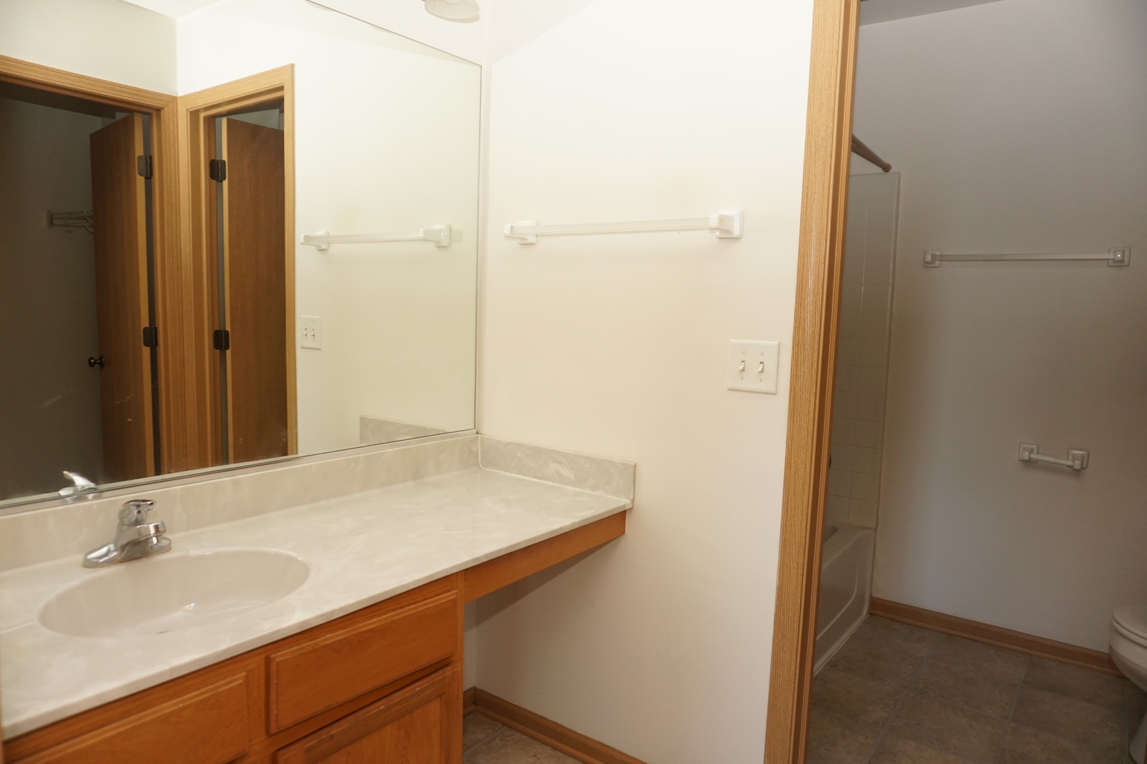 407 Waubonsee Drive Property Photo 26