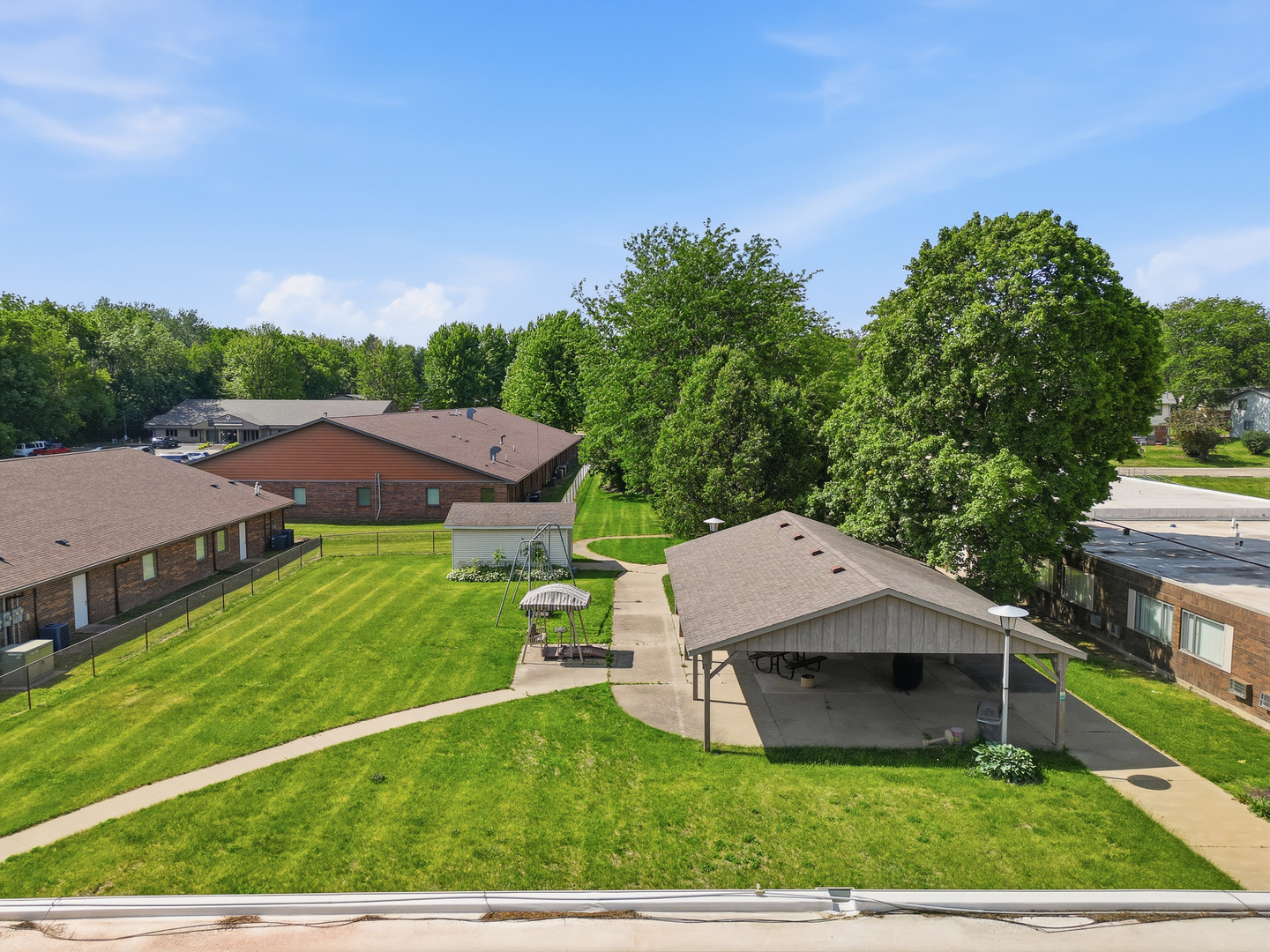 2601 Woodlawn Road Property Photo 6