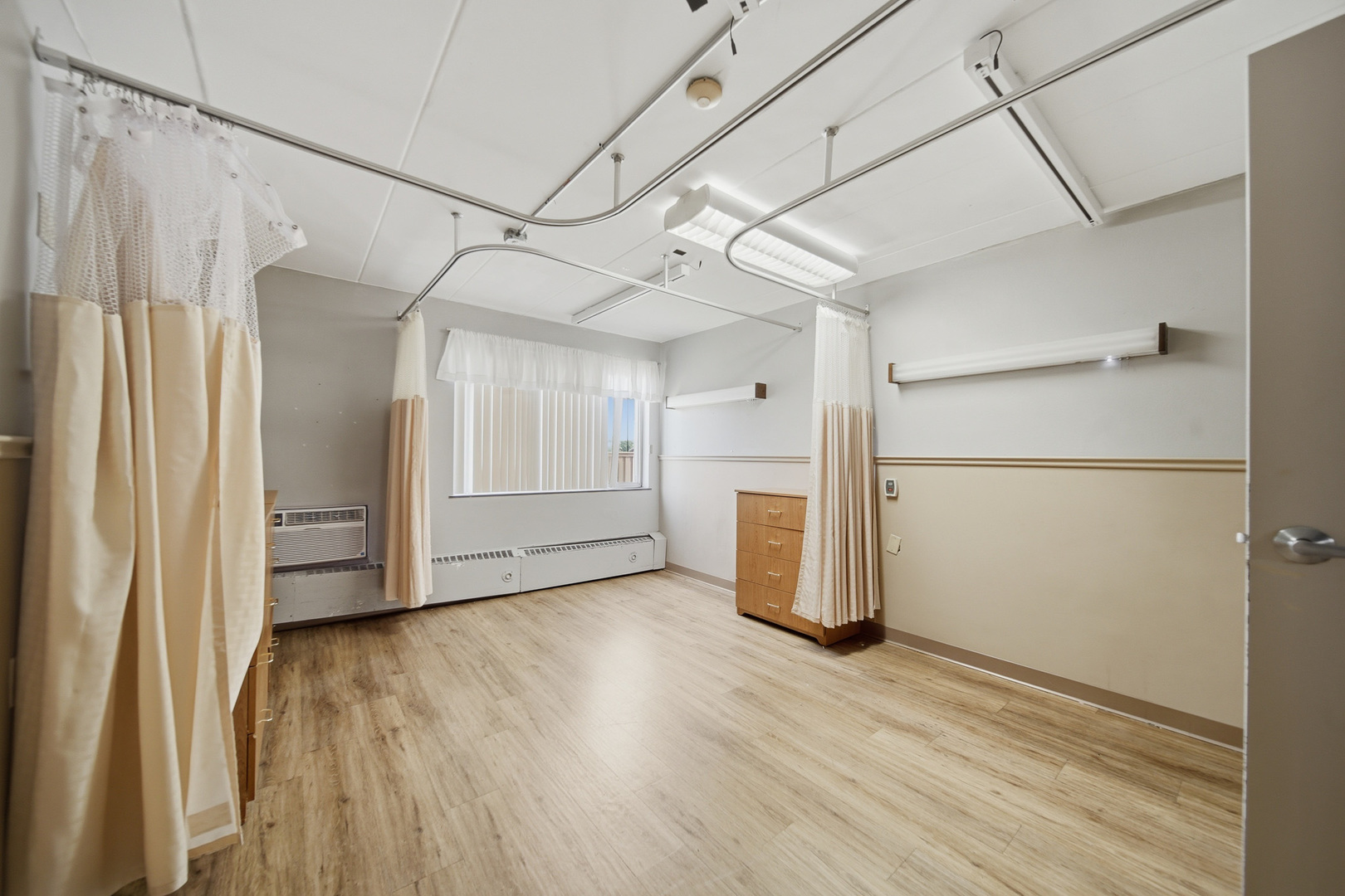 2601 Woodlawn Road Property Photo 37