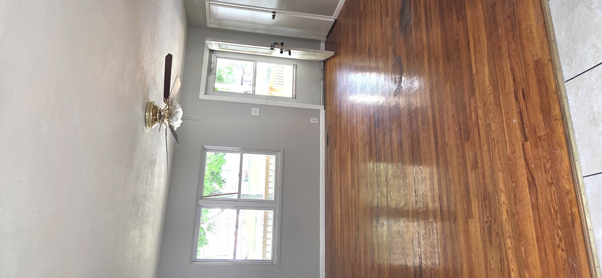 623 S 5th Avenue Property Photo 5