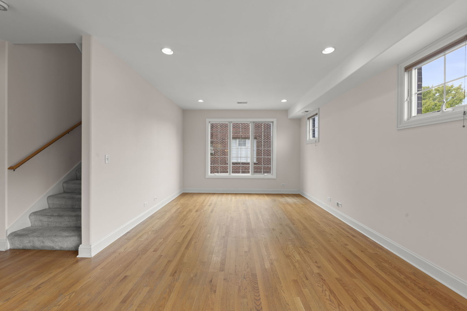 9521 Shields Avenue 9521 Property Photo 10
