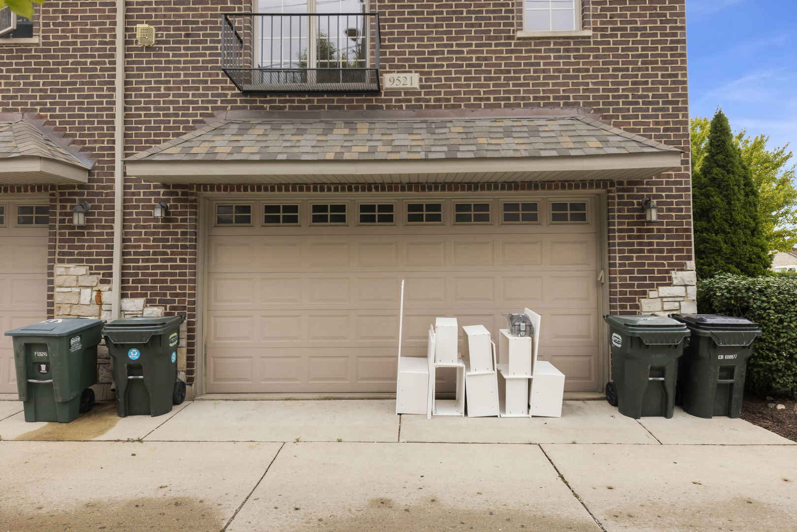 9521 Shields Avenue 9521 Property Photo 20