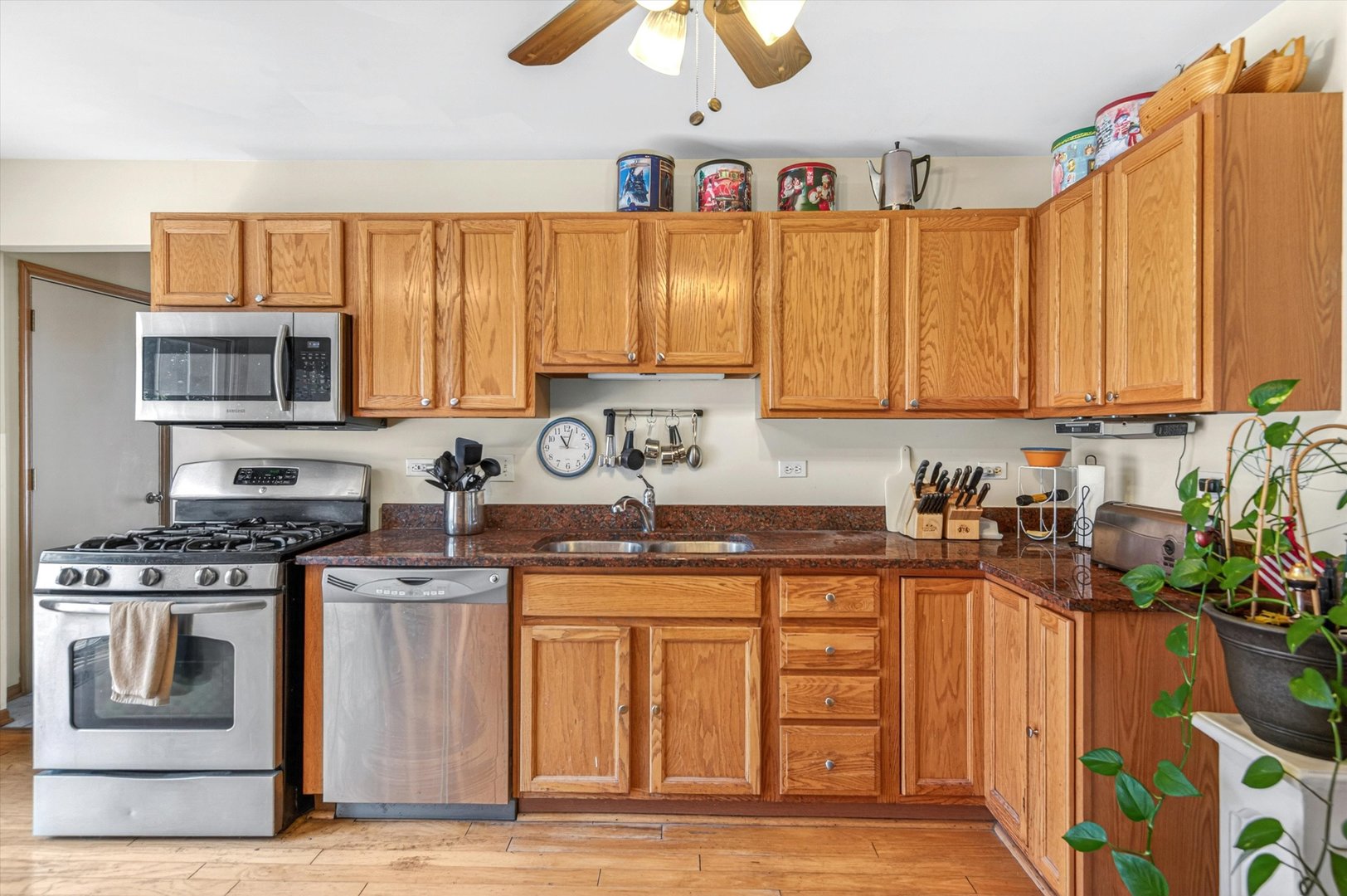 3013 Sandy Ridge Drive Property Photo 12