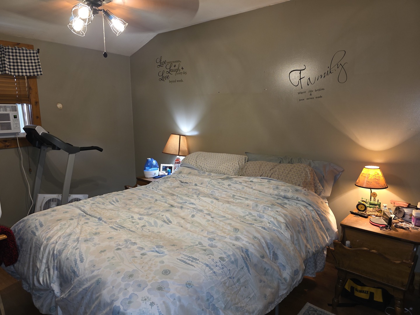 113 Birch Street Property Photo 9