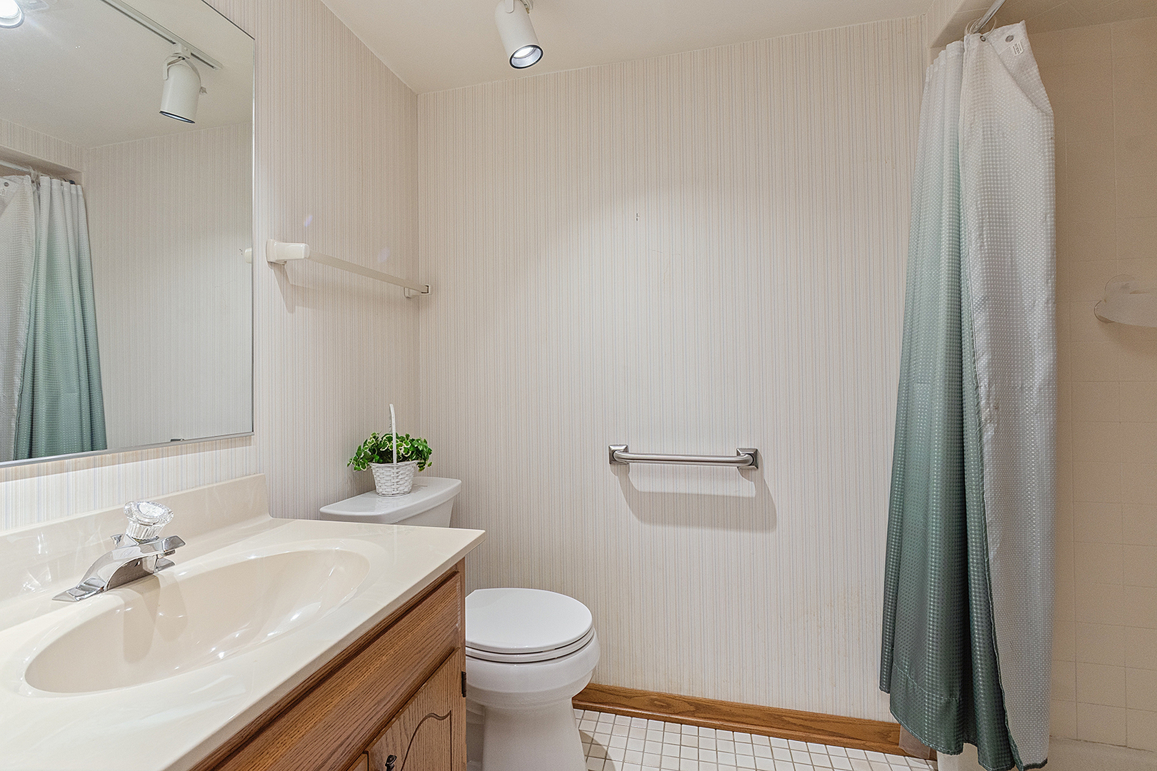 18059 Florida Court 118 Property Photo 25