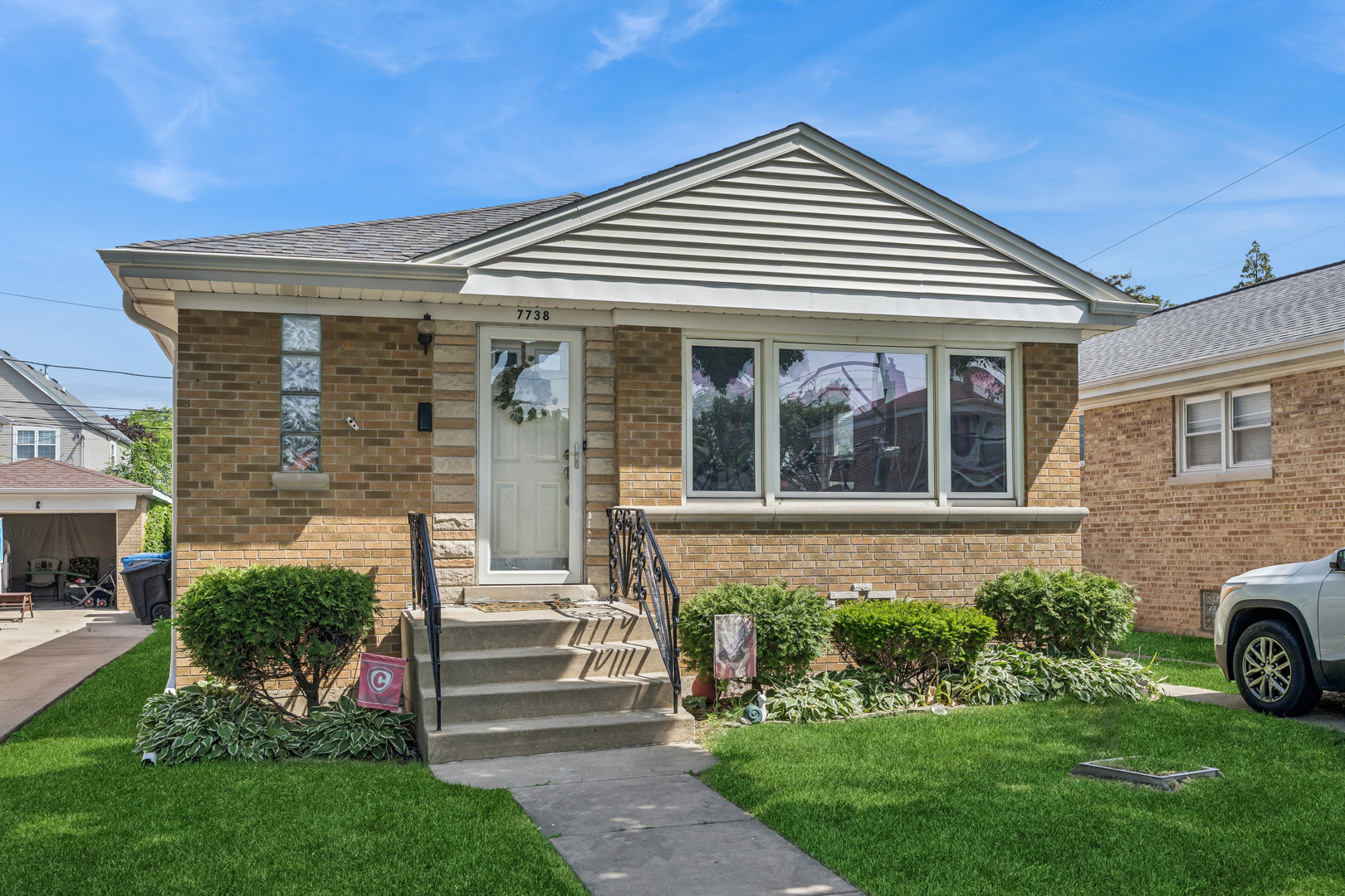 7738 W Clarence Avenue Property Photo 1