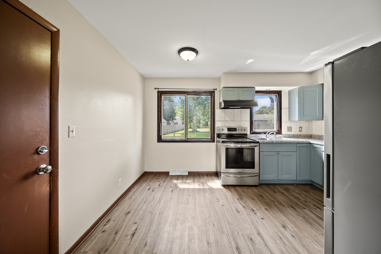 2009 53rd Street Property Photo 13