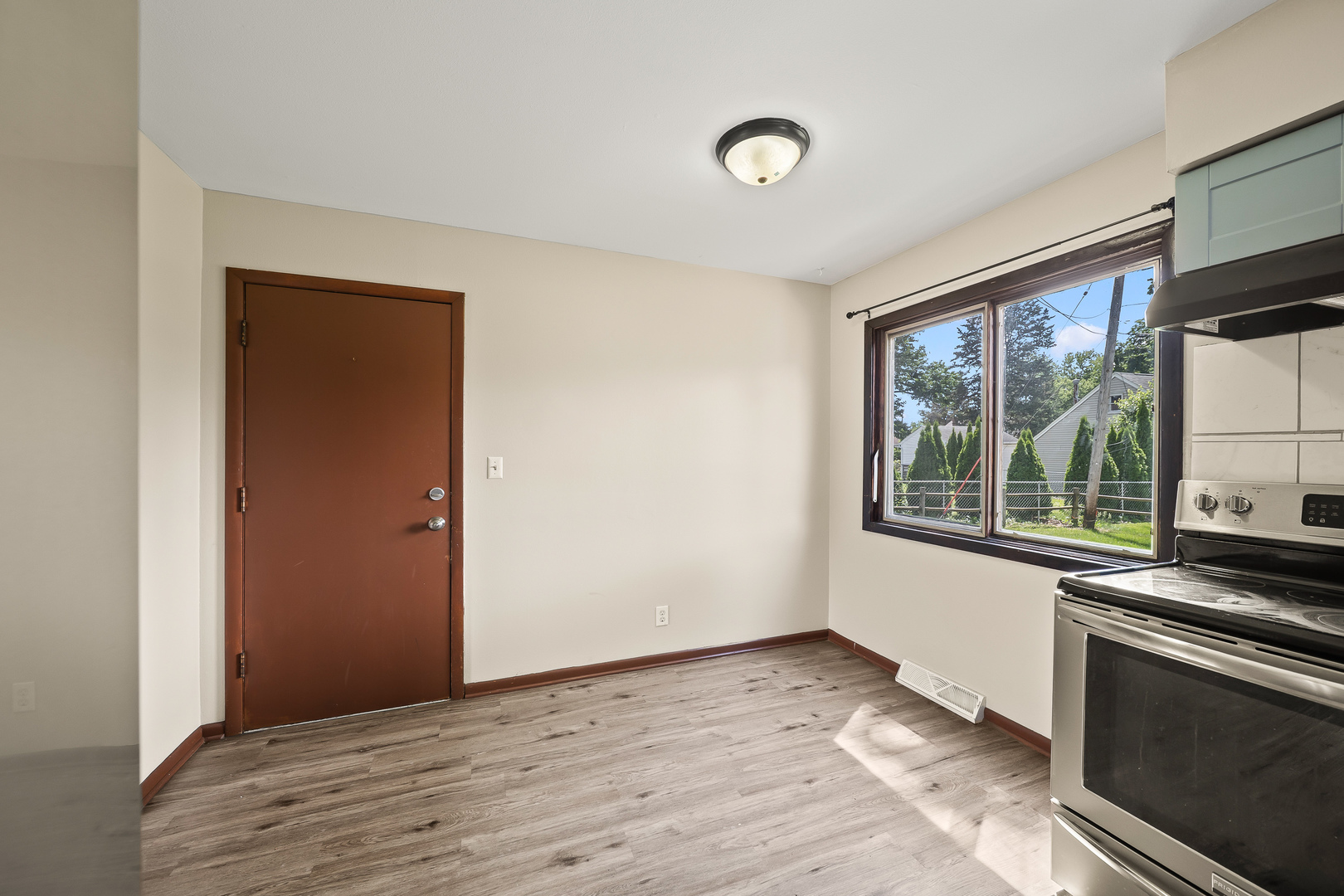 2009 53rd Street Property Photo 16