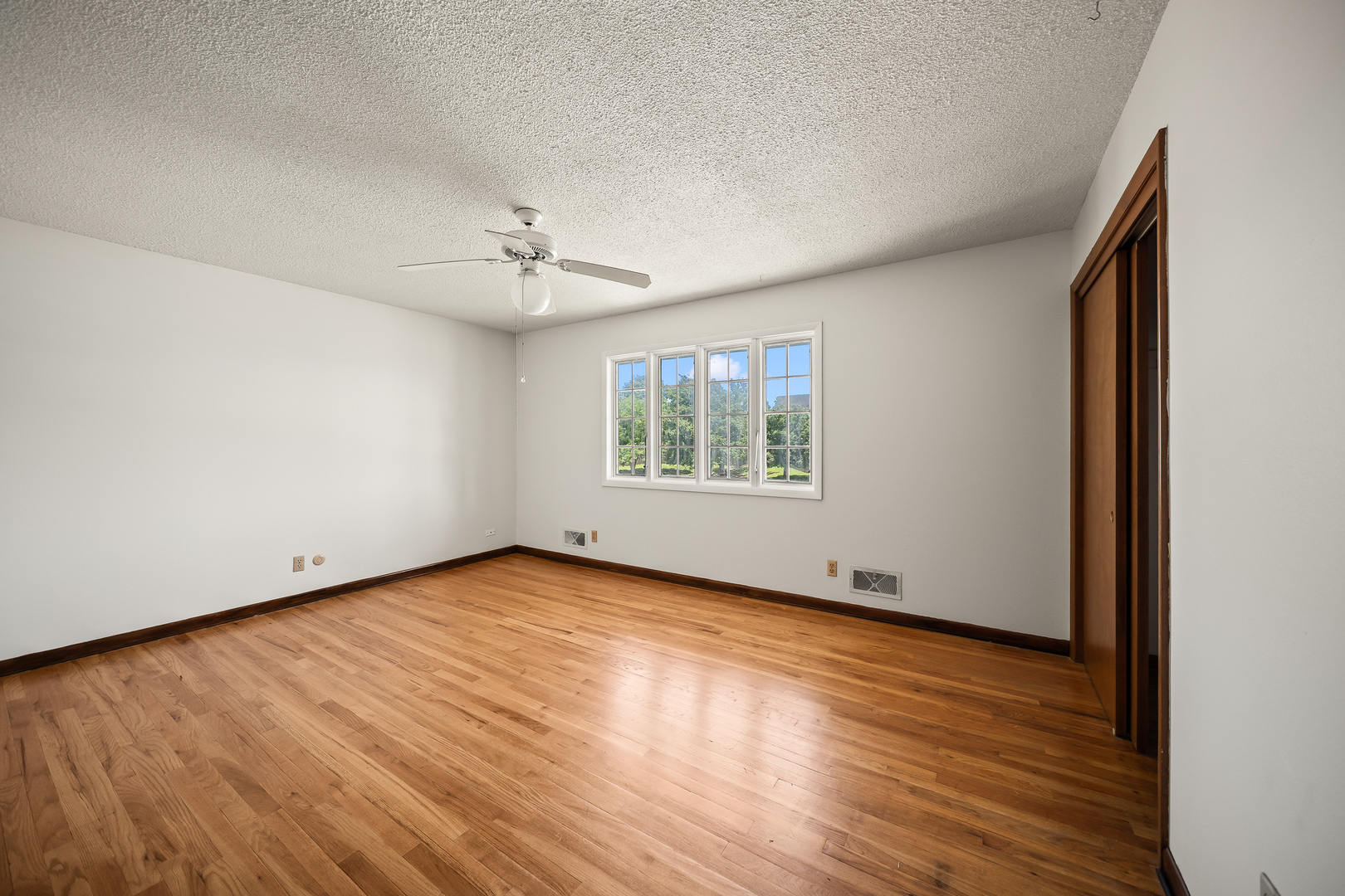 2009 53rd Street Property Photo 31