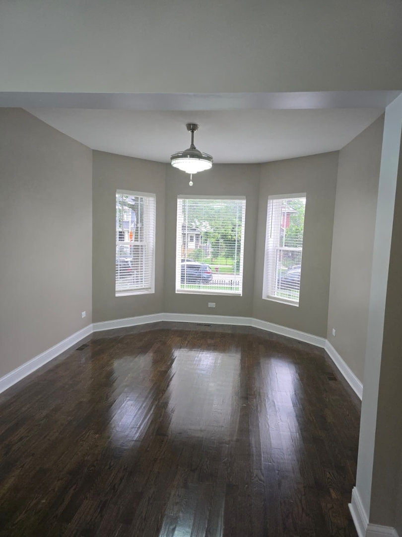 35 N Mayfield Avenue Property Photo 10