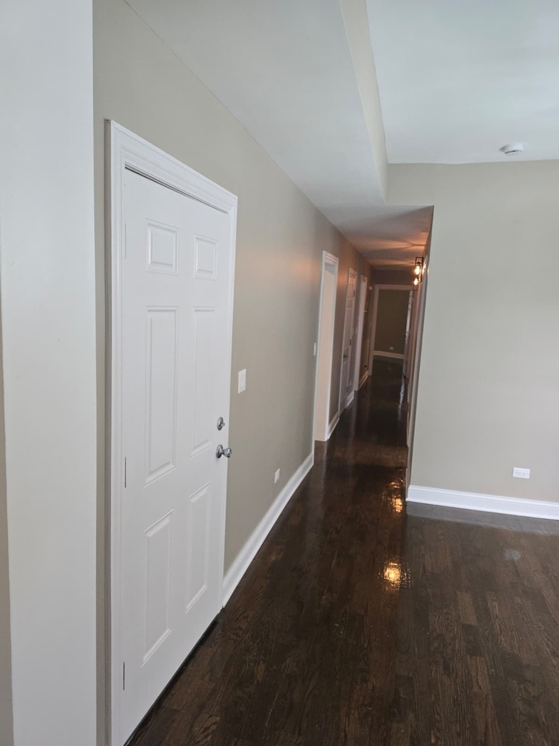 35 N Mayfield Avenue Property Photo 15