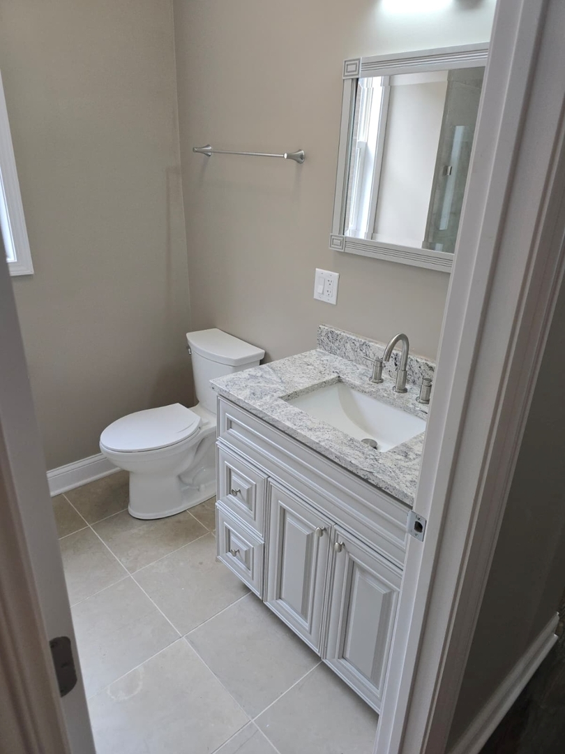 35 N Mayfield Avenue Property Photo 16