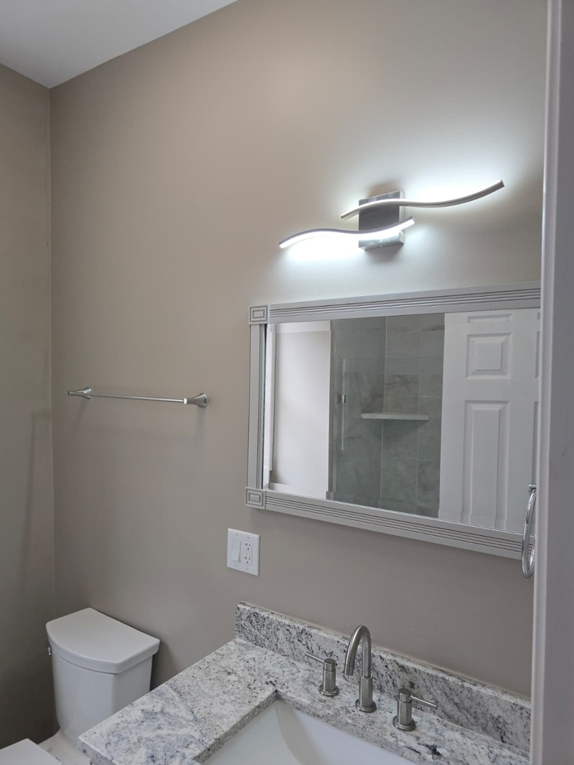 35 N Mayfield Avenue Property Photo 17