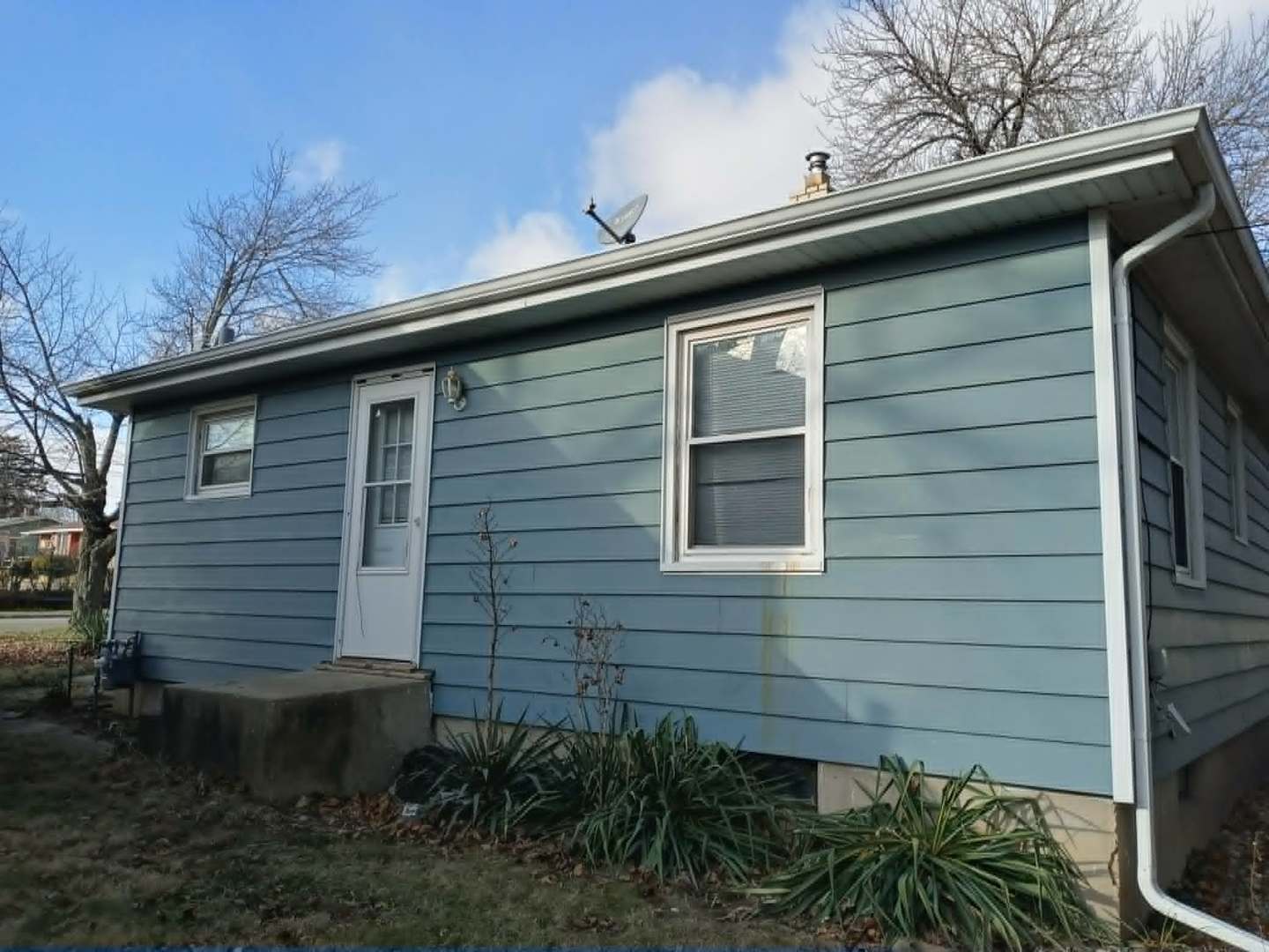 2416 Ashland Avenue Property Photo 2