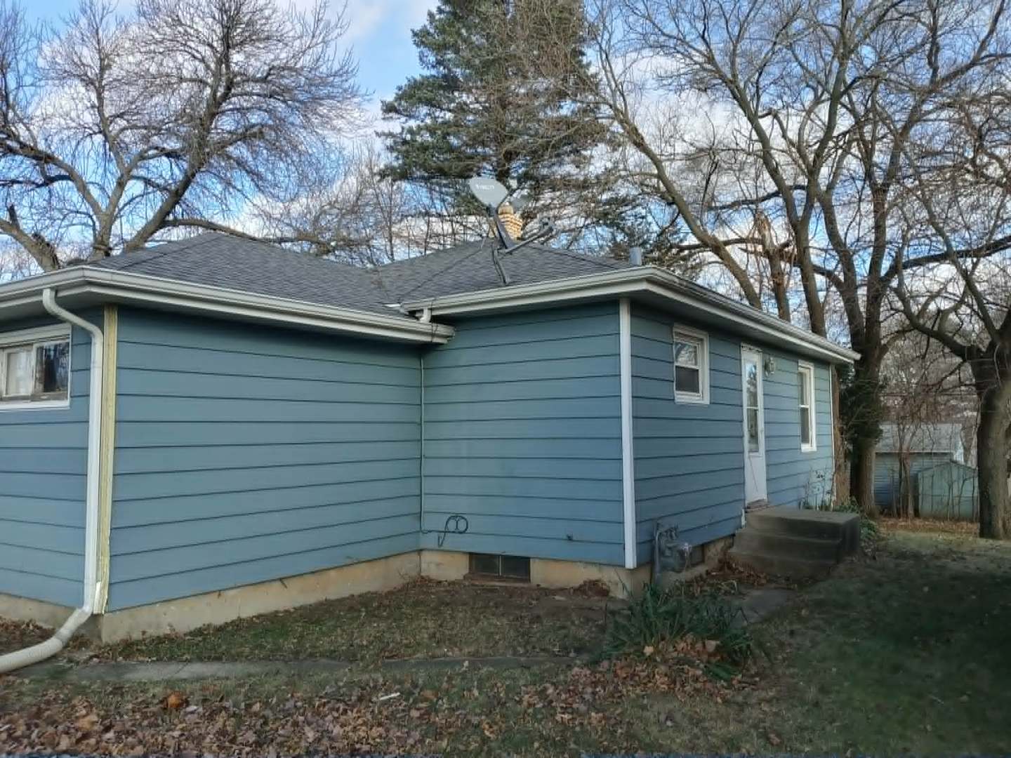 2416 Ashland Avenue Property Photo 3