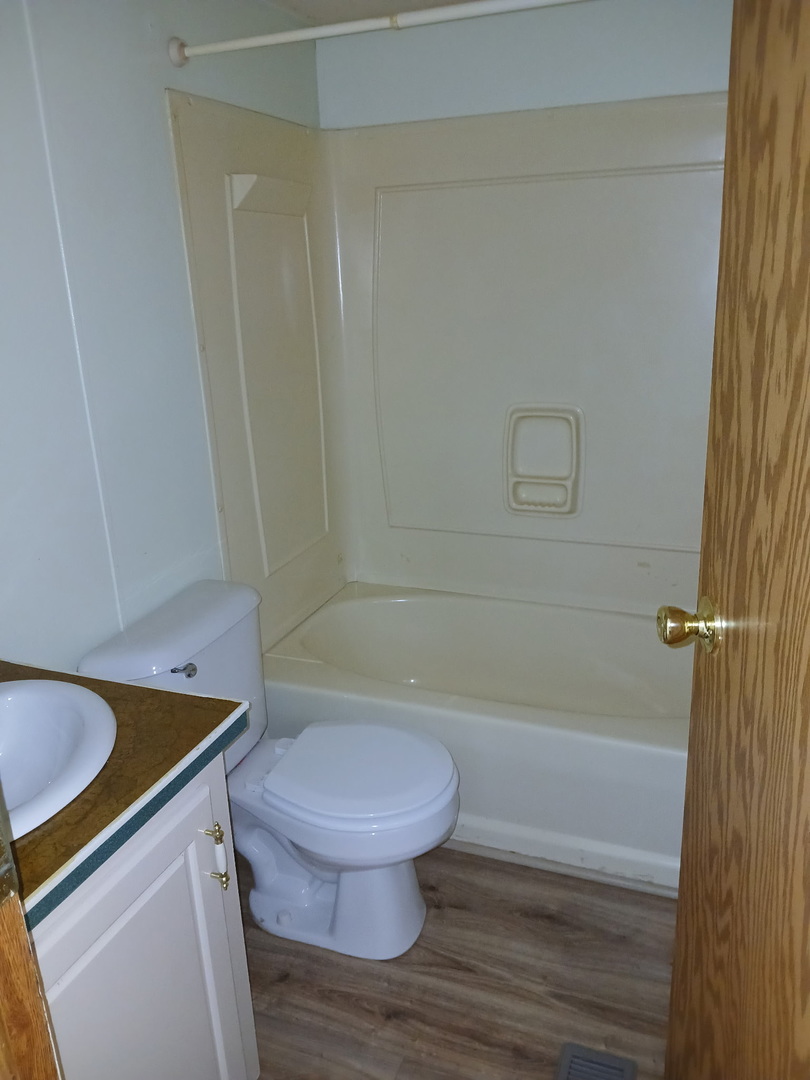 231 S Court Street 40 Property Photo 12