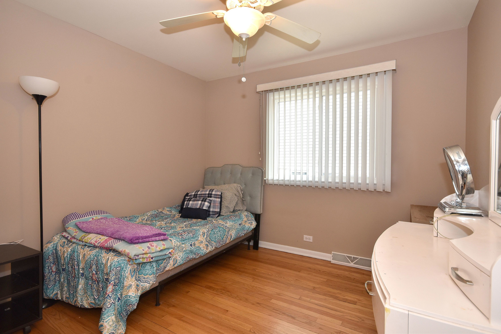 861 S Hawthorne Avenue Property Photo 3