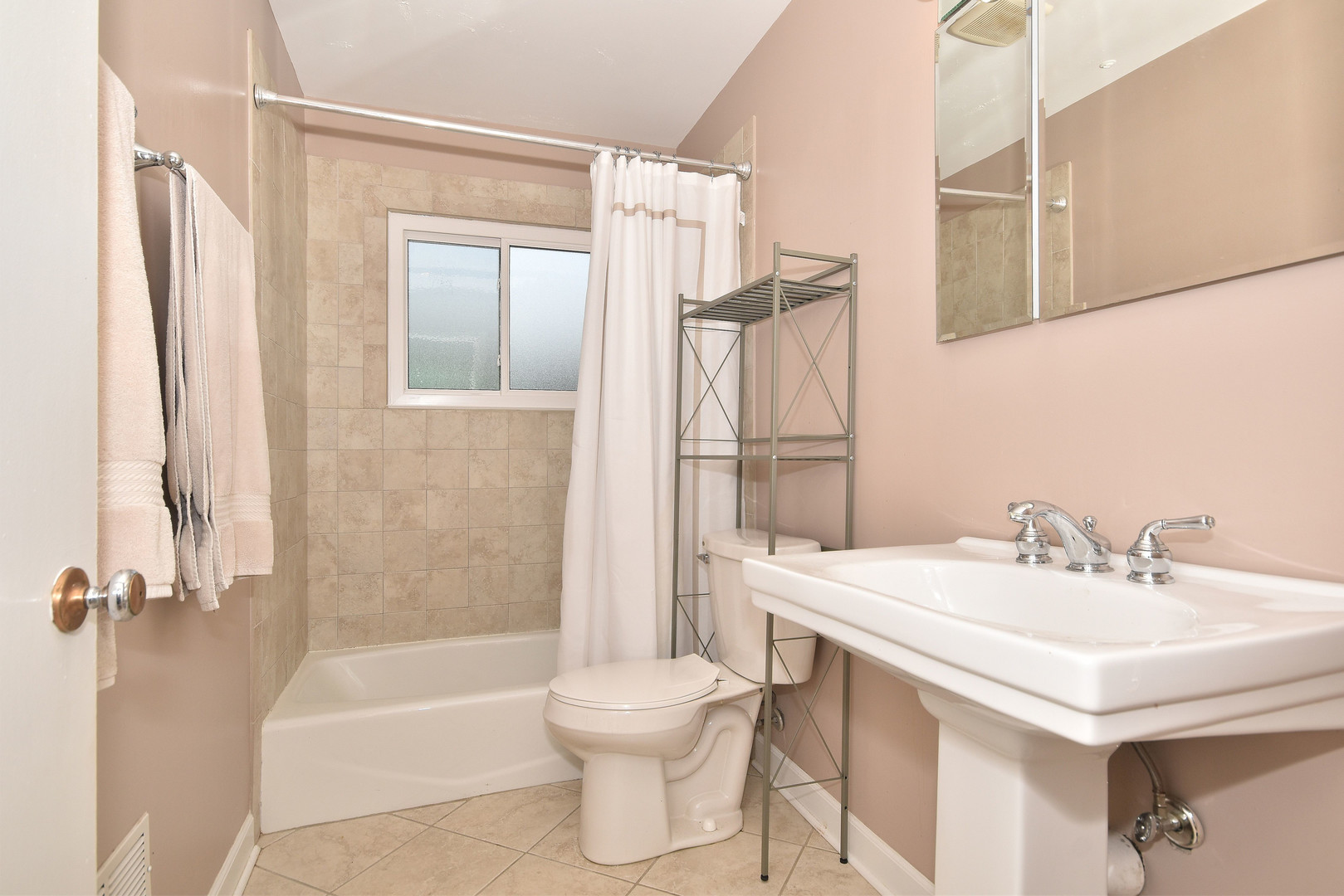 861 S Hawthorne Avenue Property Photo 6