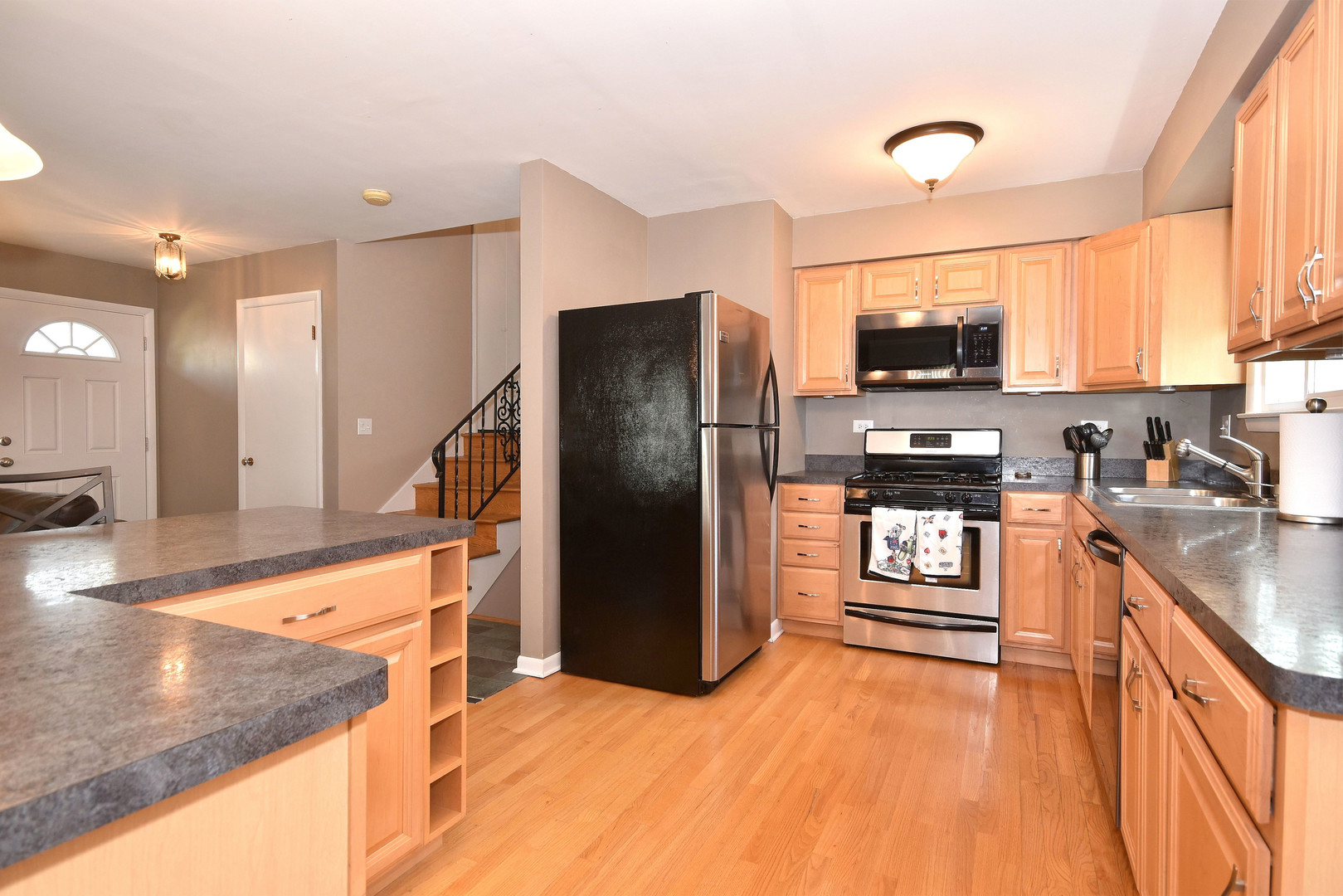 861 S Hawthorne Avenue Property Photo 18