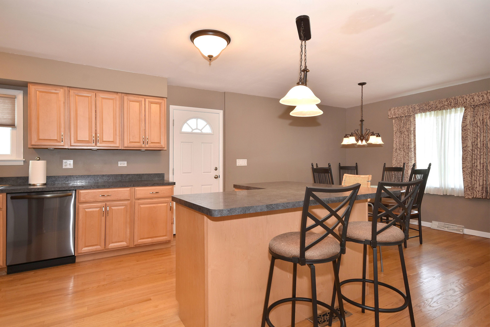 861 S Hawthorne Avenue Property Photo 22