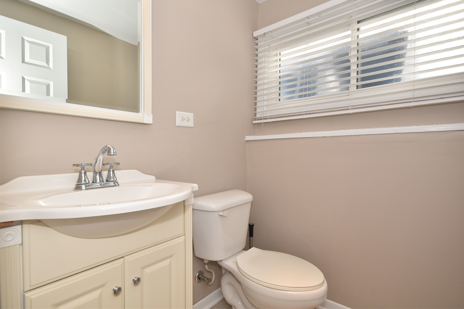 861 S Hawthorne Avenue Property Photo 23