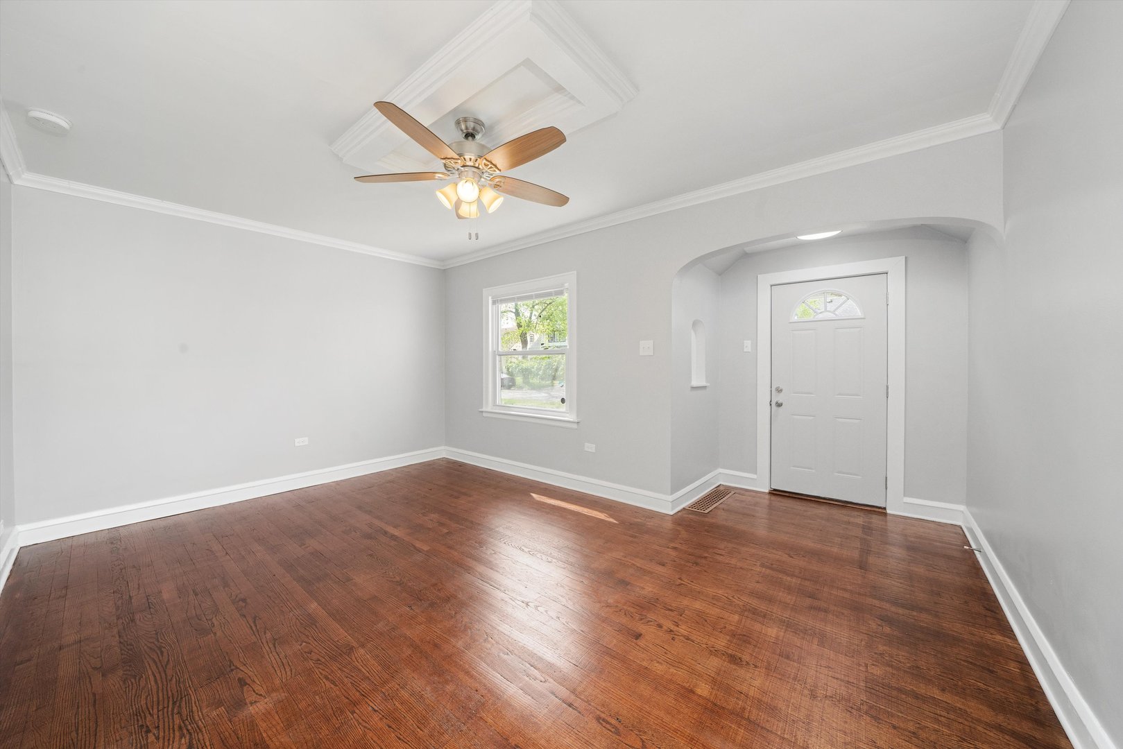 500 Engle Street Property Photo 5