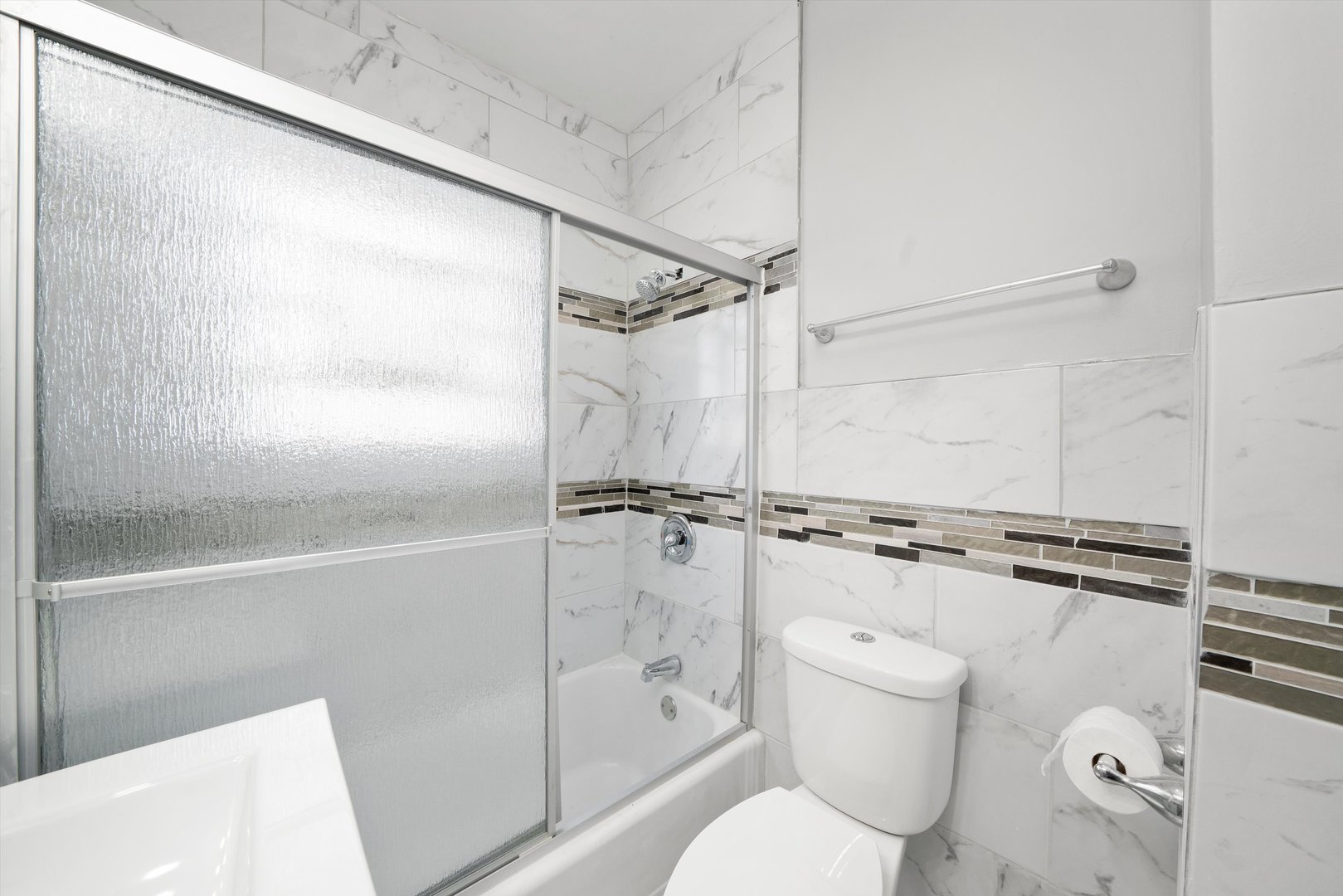 500 Engle Street Property Photo 12