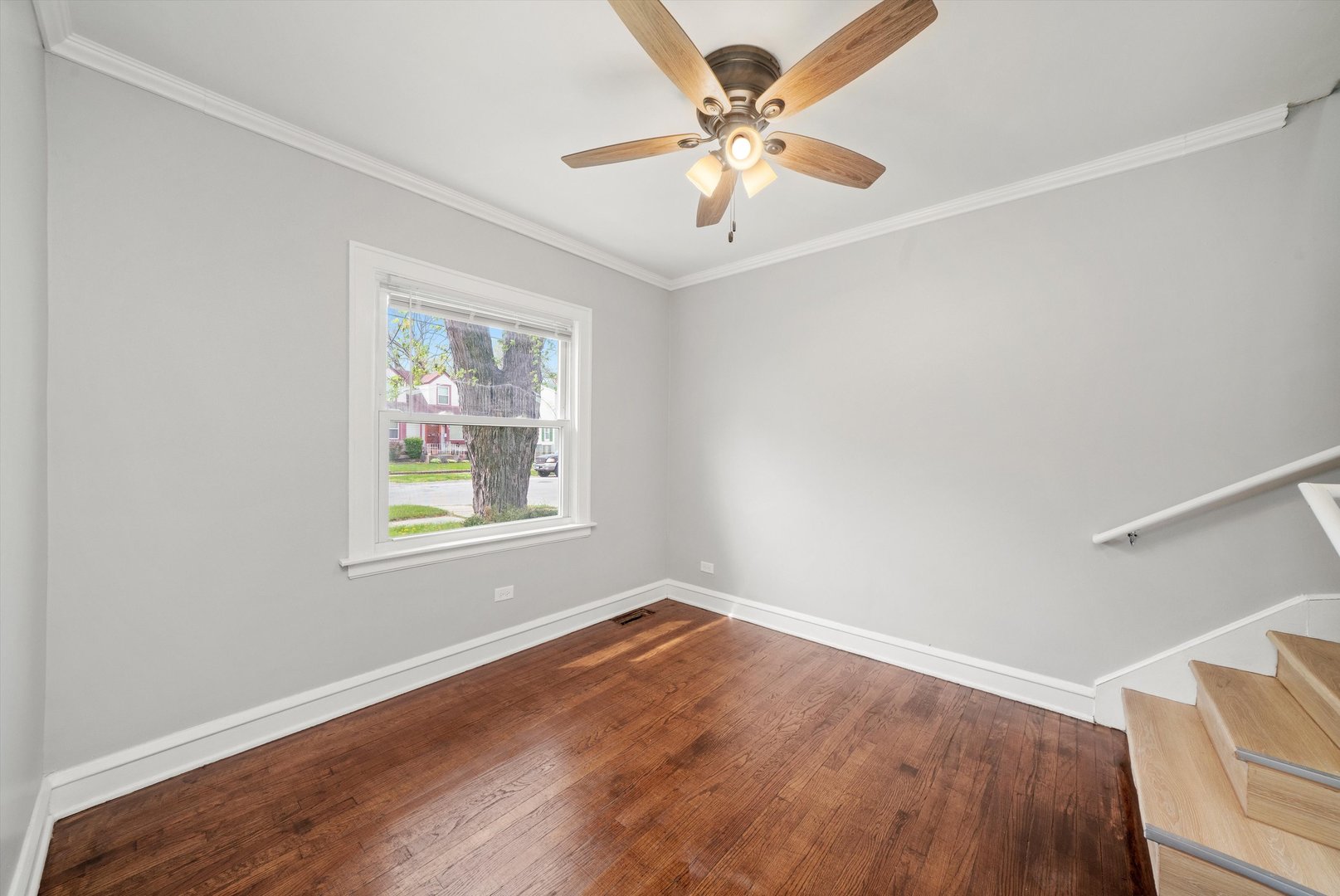 500 Engle Street Property Photo 17