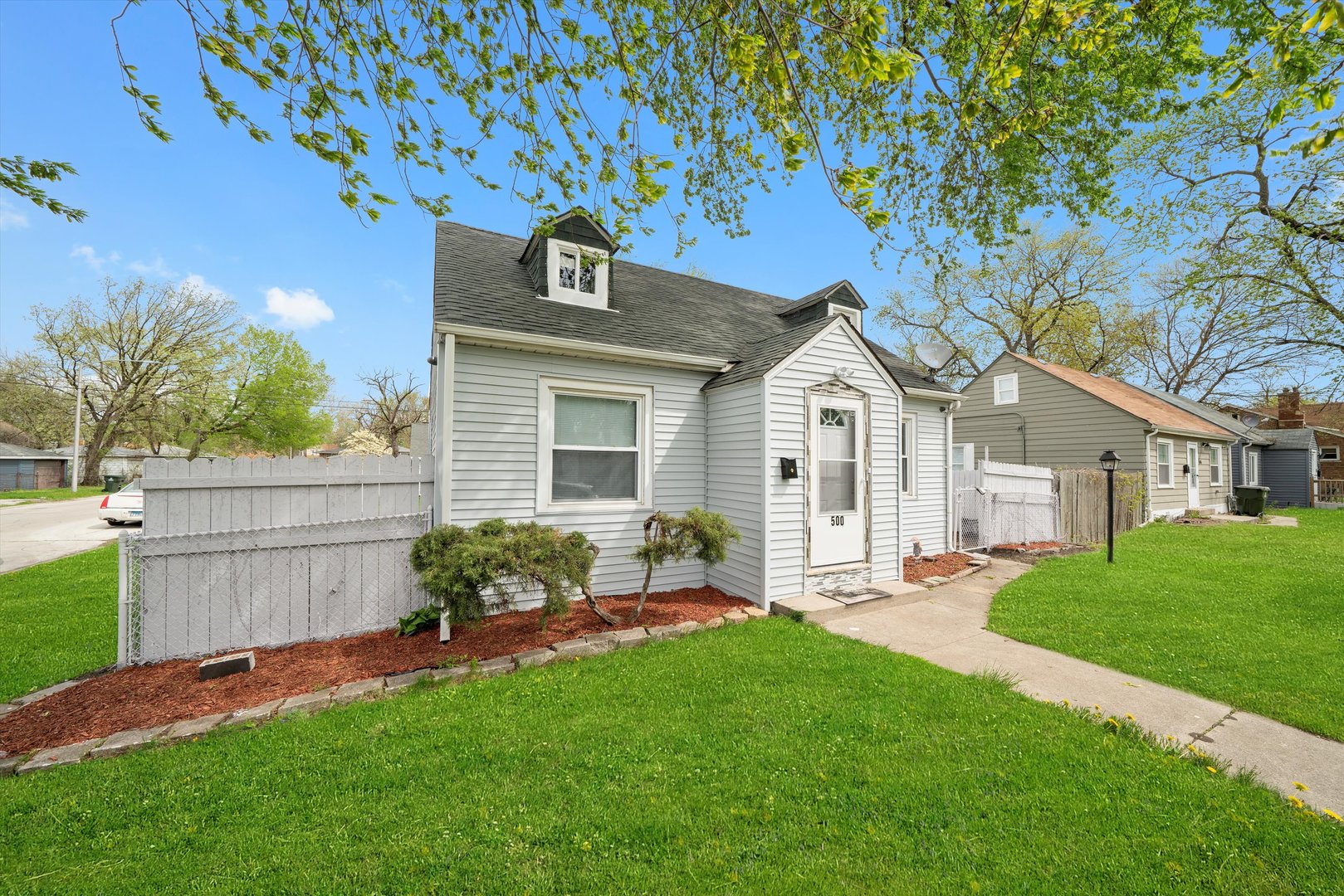 500 Engle Street Property Photo 22