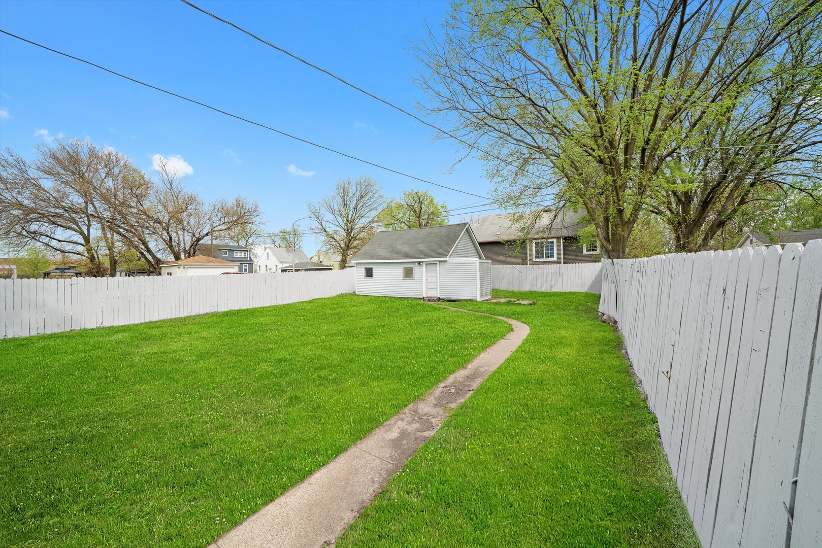 500 Engle Street Property Photo 25