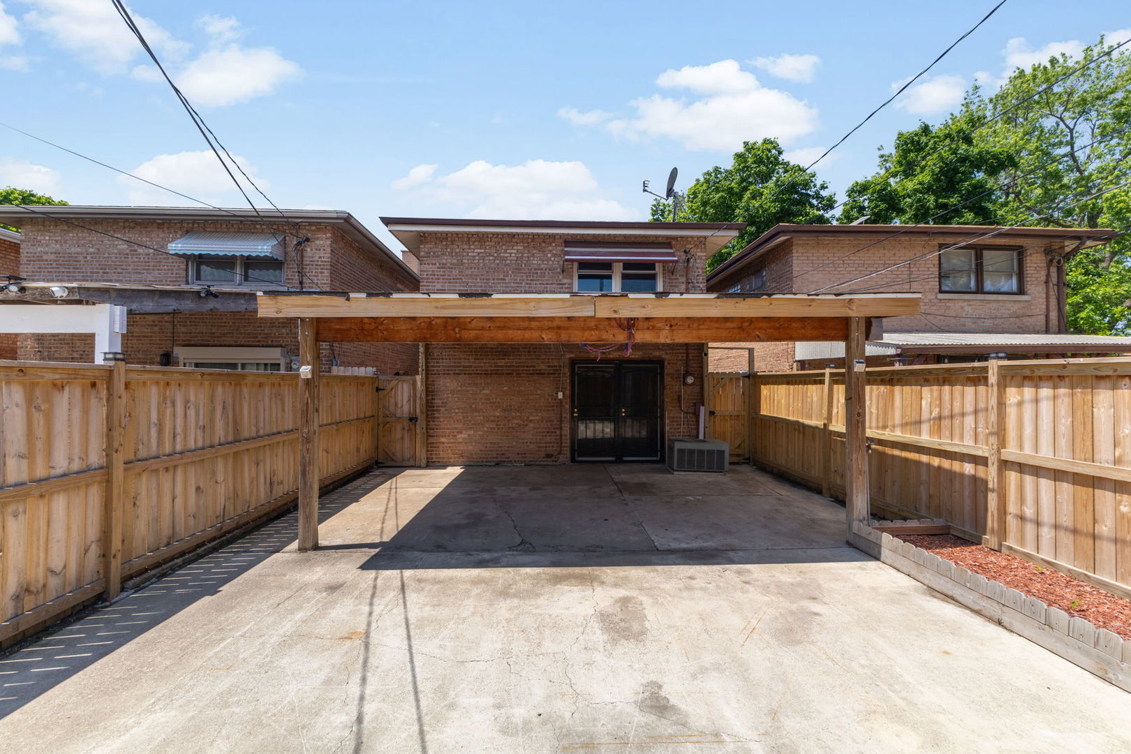 10505 S Avenue F Property Photo 33
