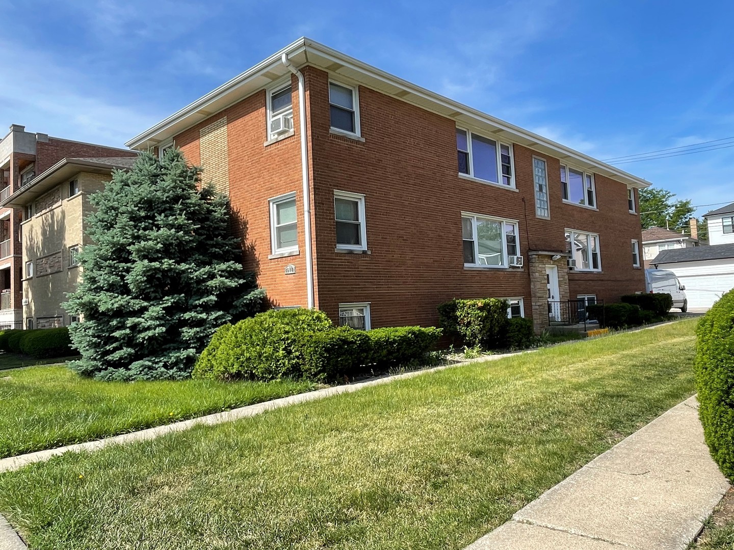 6612 N Harlem Avenue 1e Property Photo 4