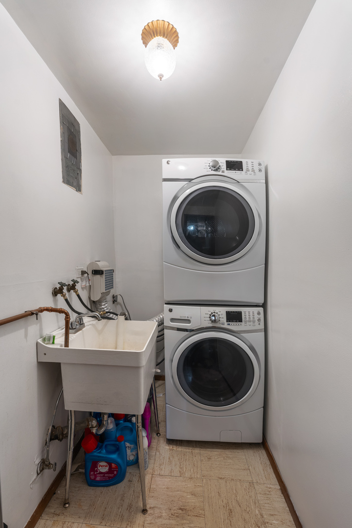 200 S Dee Road 1d Property Photo 23