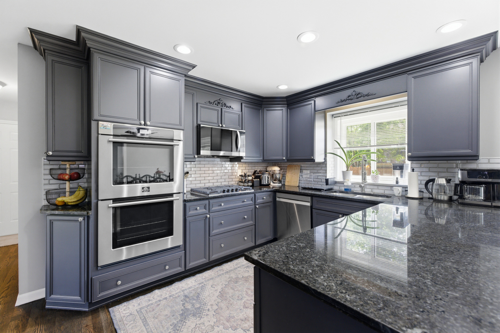 845 Crabtree Lane Property Photo 4