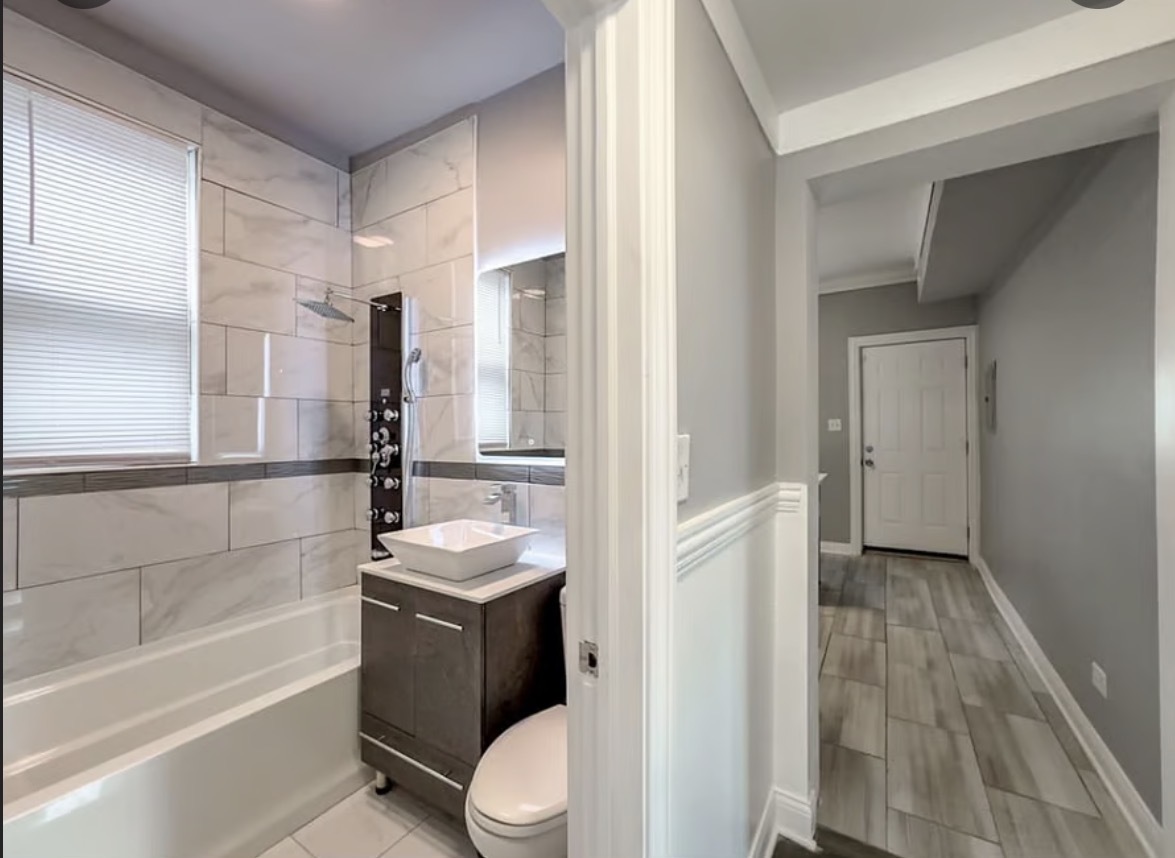 6500 S Rhodes Avenue 2 Property Photo 12