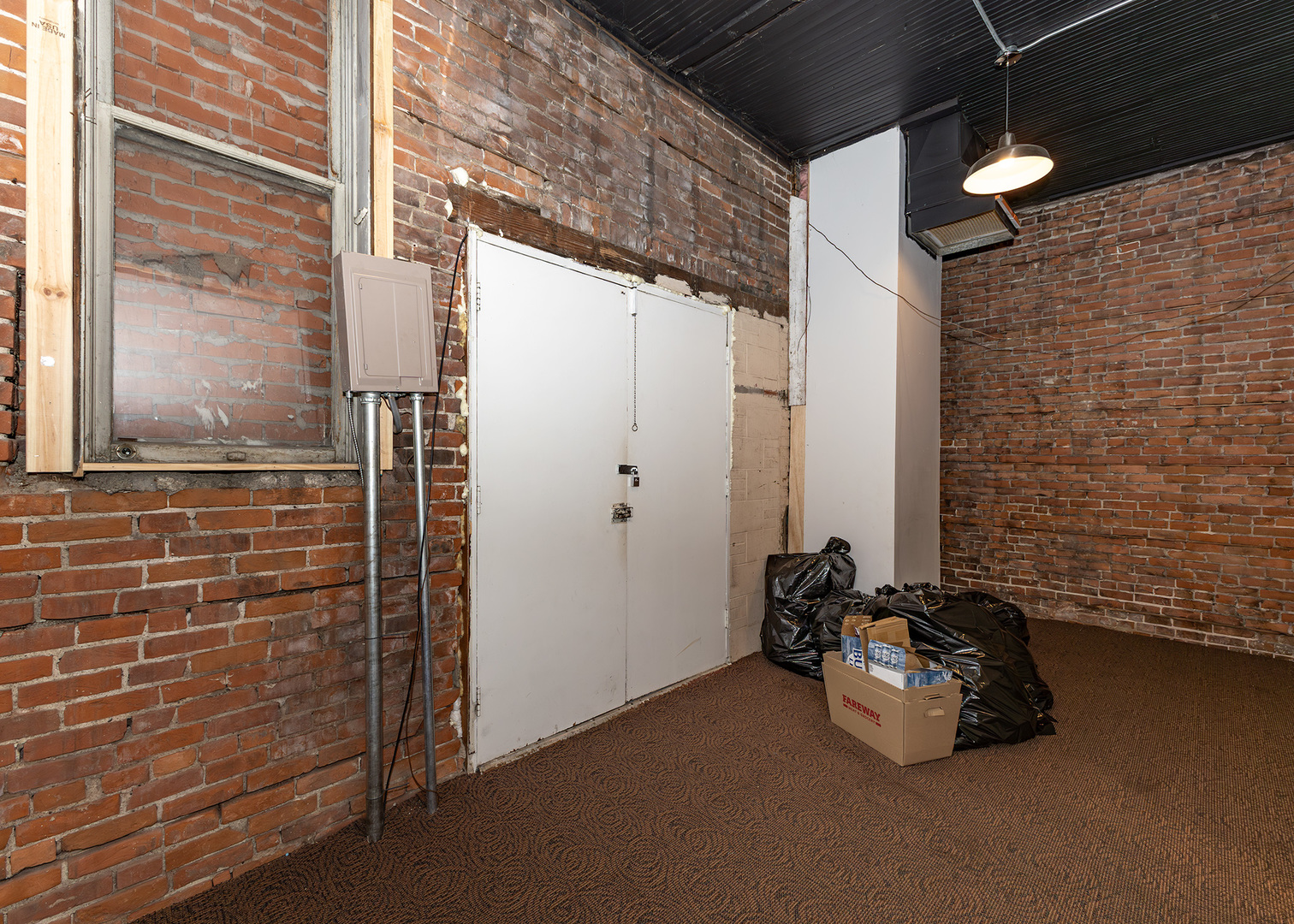 110 N 2nd Street Property Photo 19
