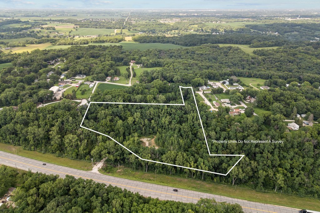 5032 W River Drive Property Photo 1