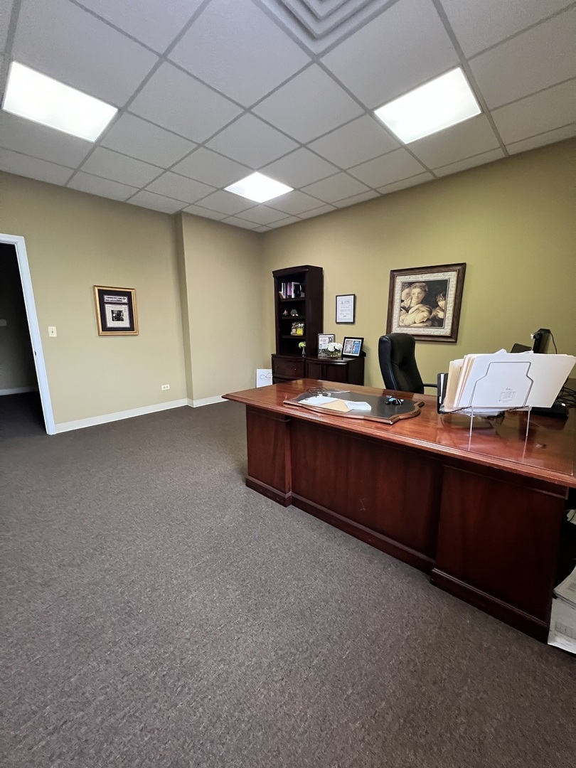 5814 W Cermak Road Property Photo 3