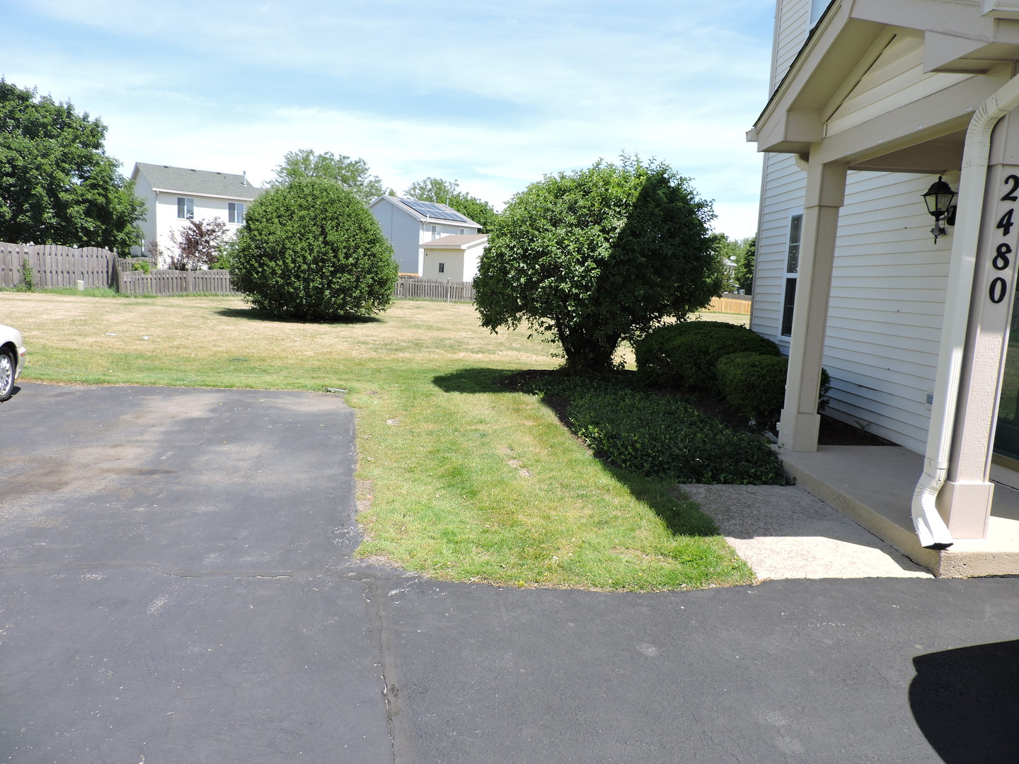 2480 Frost Drive Property Photo 3