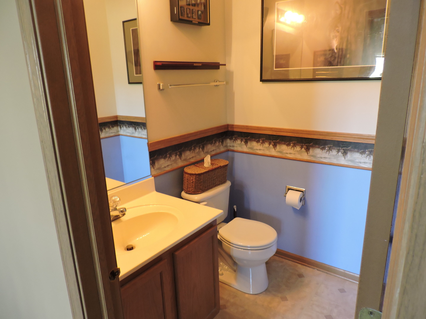 2480 Frost Drive Property Photo 13