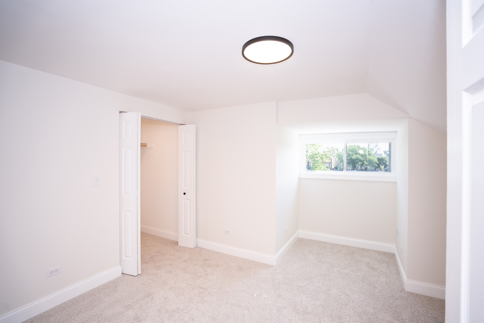 9044 S Throop Street Property Photo 21