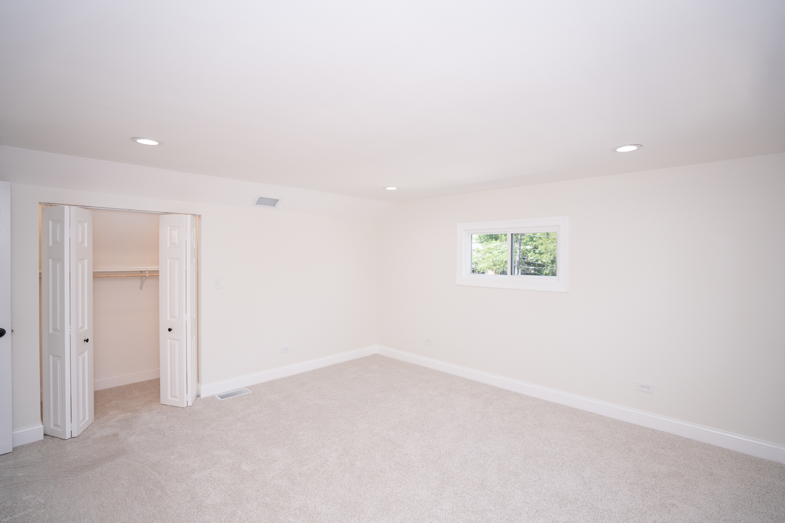 9044 S Throop Street Property Photo 29