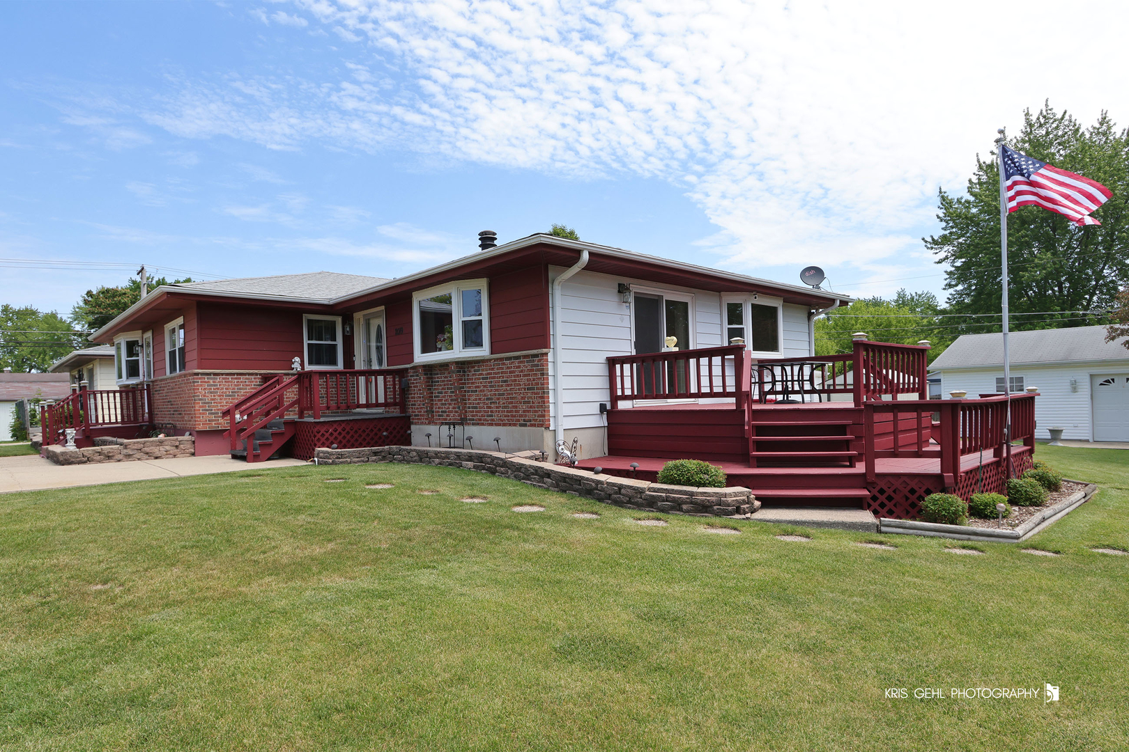 2019 Gilboa Avenue Property Photo 2