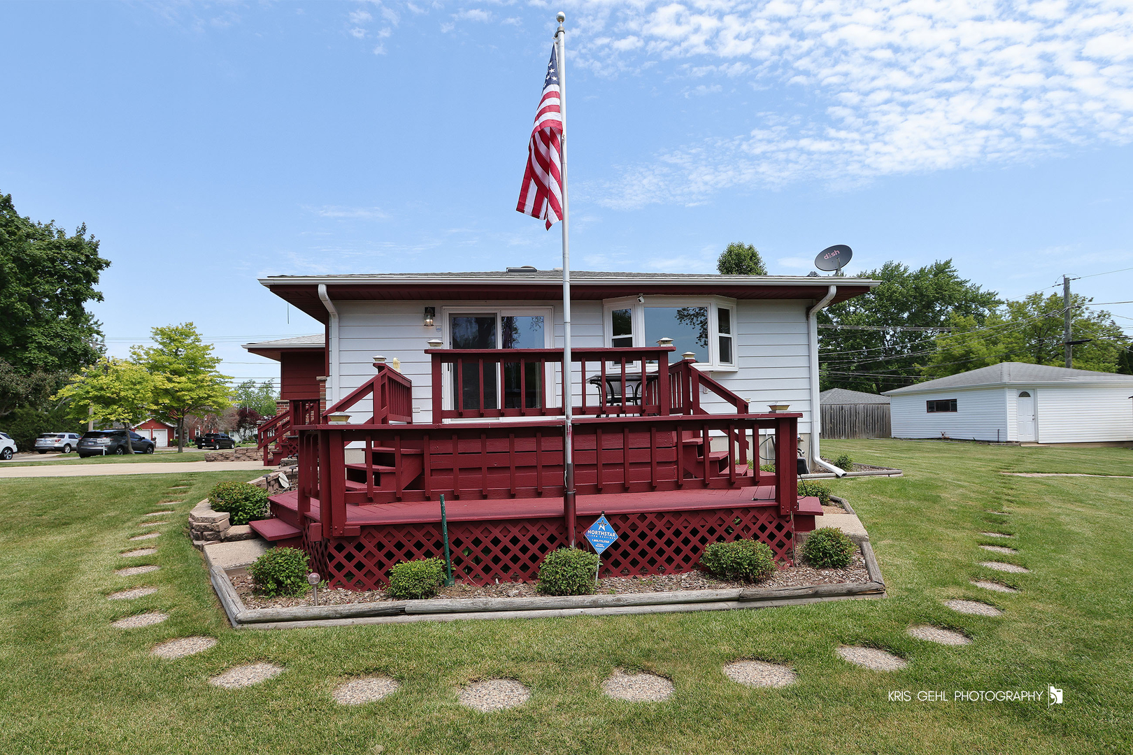 2019 Gilboa Avenue Property Photo 3