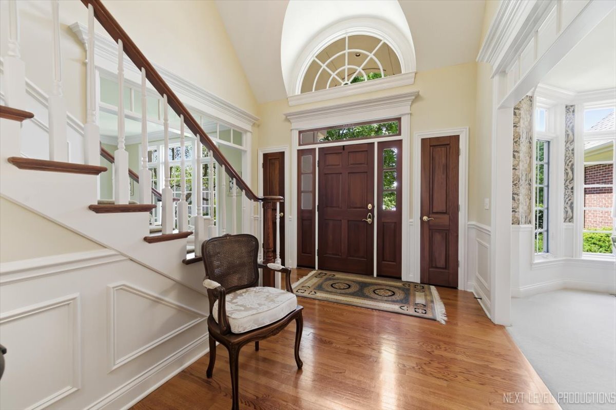 955 Harbor Town Court Property Photo 2