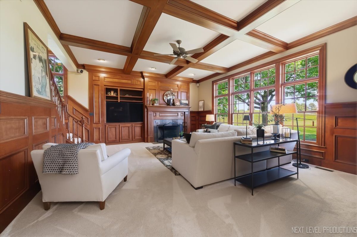 955 Harbor Town Court Property Photo 15