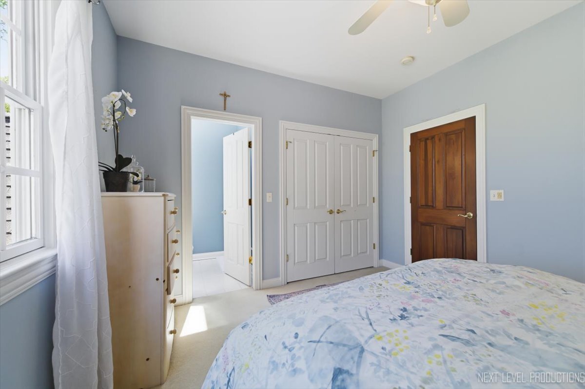 955 Harbor Town Court Property Photo 29