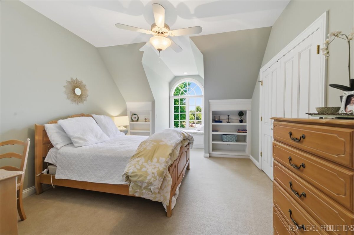 955 Harbor Town Court Property Photo 38